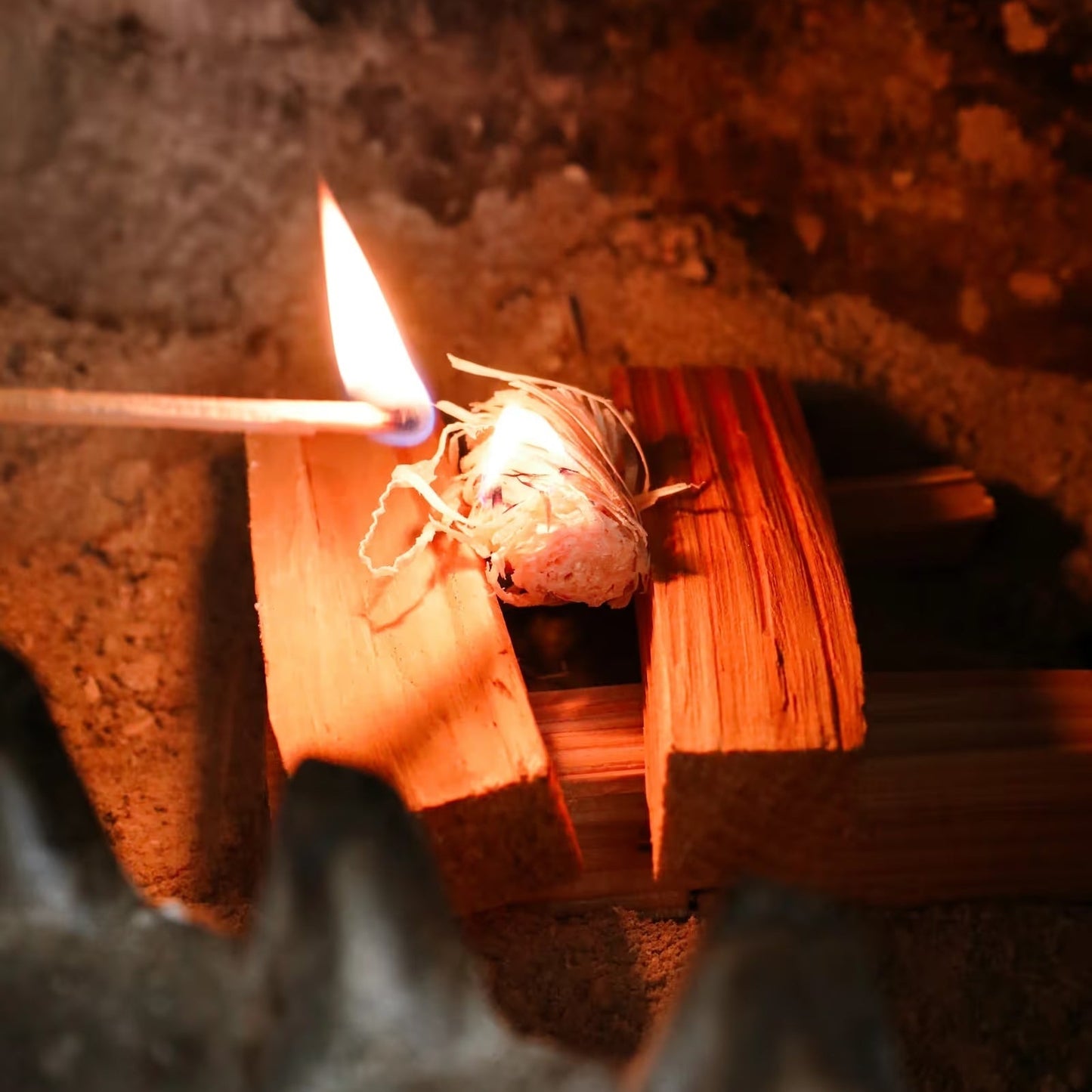 Ecoblaze Natural Wood Wool Firelighters - 200 Pieces